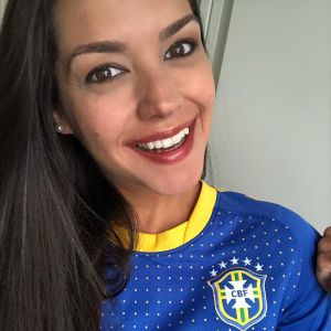 Thais Fersoza preparou almoço para amigos antes da viagem de Michel Teló no dia do jogo do Brasil nesta sexta-feira, dia 6 de julho de 2018