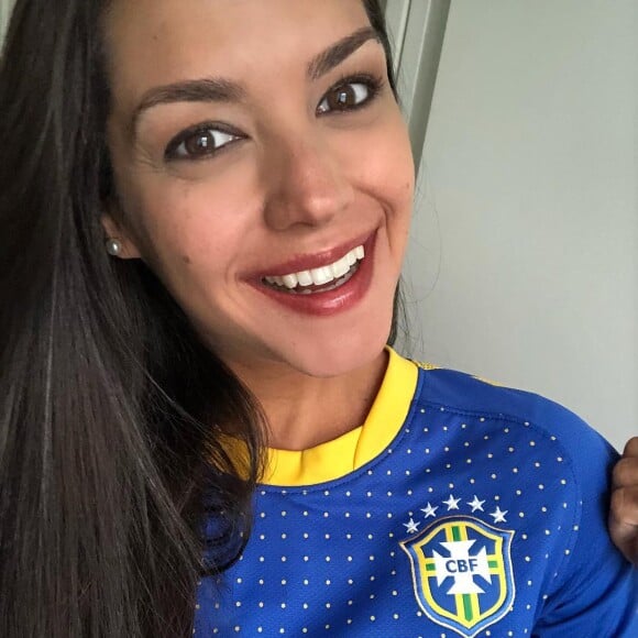 Thais Fersoza preparou almoço para amigos antes da viagem de Michel Teló no dia do jogo do Brasil nesta sexta-feira, dia 6 de julho de 2018