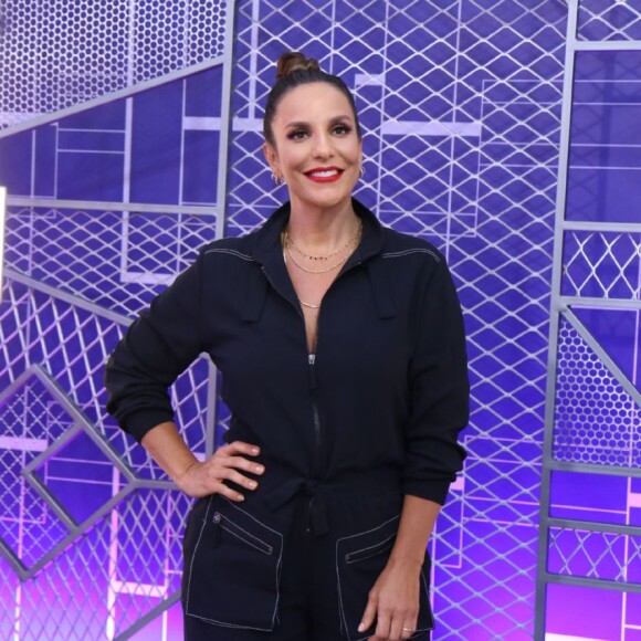 Ivete Sangalo não traz as filhas gêmeas ao gravar 'The Voice', lançado por ela nesta segunda-feira, dia 09 de julho de 2018