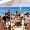 Ana Furtado viajou com a família para Ibiza, passeio que já estava organizado desde antes de seu diagnóstico de câncer de mama