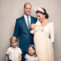 Palácio real posta fotos oficiais do batizado do caçula de Kate Middleton, Louis