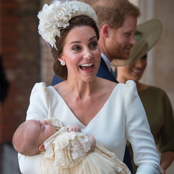 O príncipe Louis nasceu no dia 23 de abril de 2018