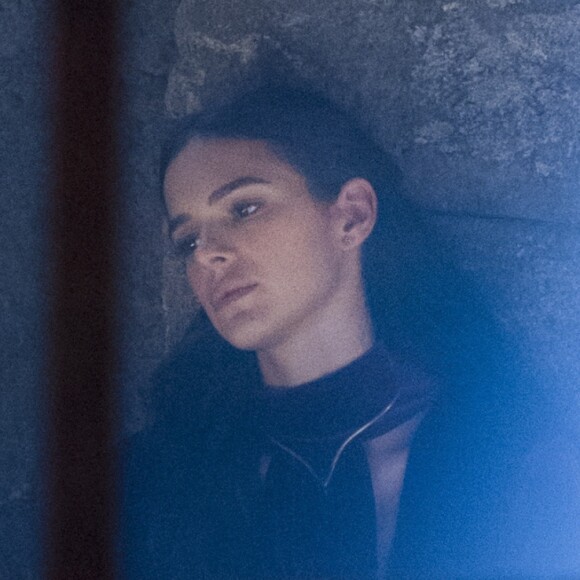 Catarina (Bruna Marquezine) será presa em um quarto por estar grávida e no local será visitada pela mãe, Brice (Bia Arantes), a quem ameaçou com fogueira, nos últimos capítulos da novela 'Deus Salve o Rei'