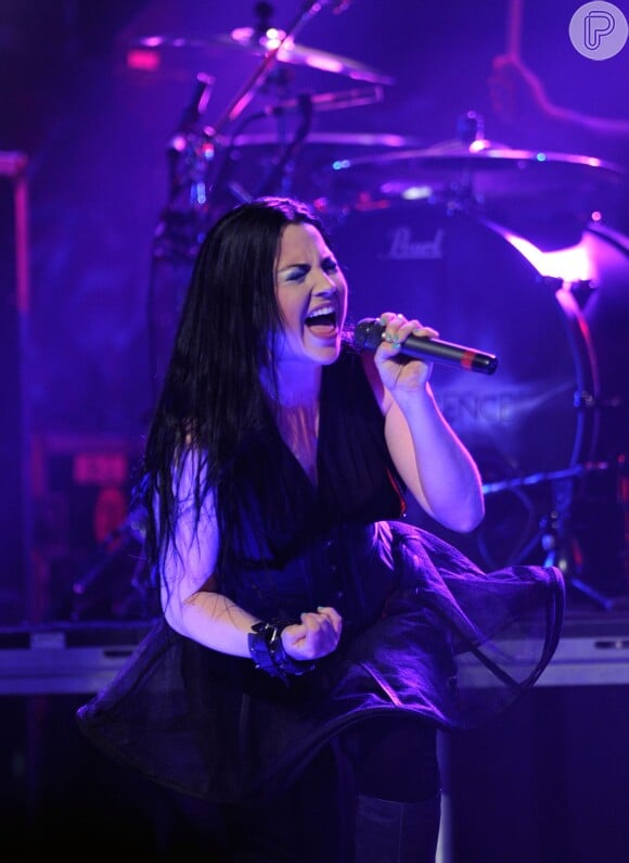 Amy Lee é vocalista do Evanescence