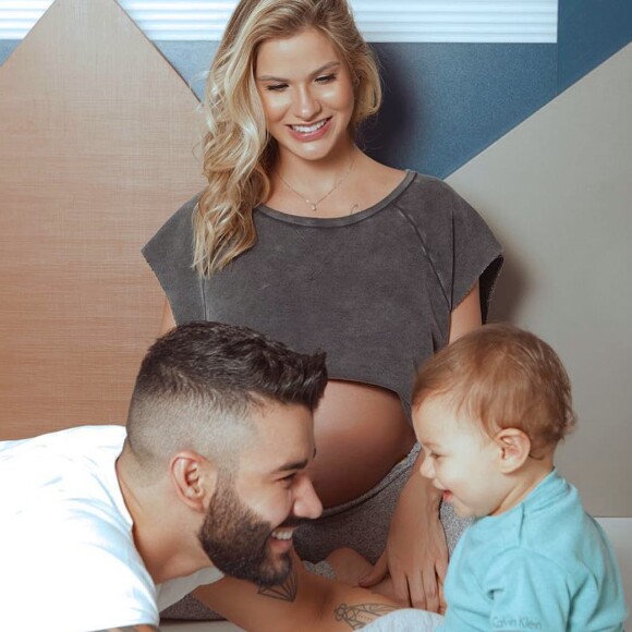 'Nosso pequeno Samuel', comemorou Andressa Suita