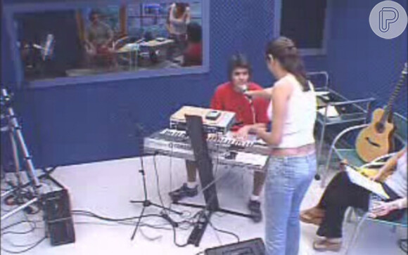 Os dois 'trabalharam' a música 'Esse Amor' na oficiana do 'Fama 3'