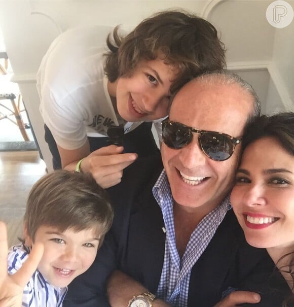 Luciana Gimenez parabenizou o ex-marido, Marcelo de Carvalho, com foto antiga no Instagram nesta quarta-feira, 1 de agosto de 2018