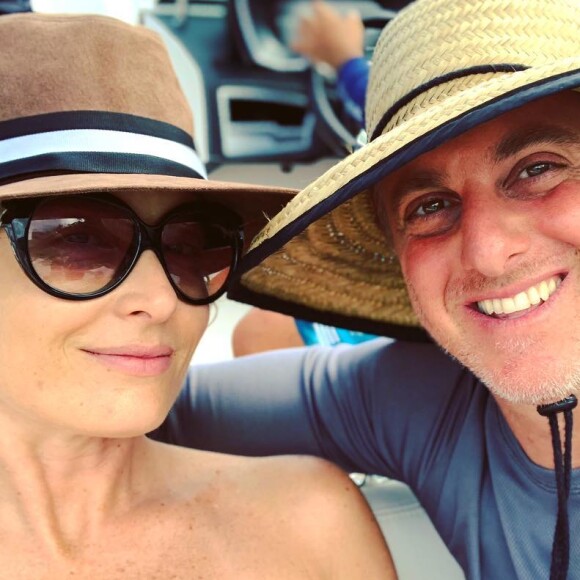 Angélica e Luciano Huck compartilharam fotos da viagem no Instagram