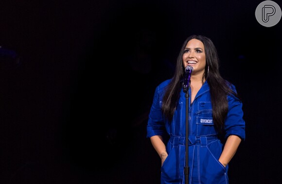 Demi Lovato cancelou a turnê na América do Sul após sofrer uma overdose