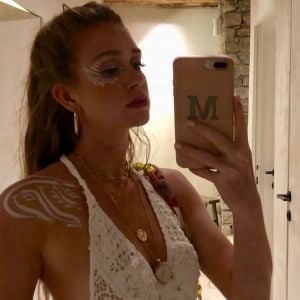 Marina Ruy Barbosa foi à uma festa com ritual de pintura corporal em Mykonos, na Grécia, nesta quarta-feira, 8 de agosto de 2018