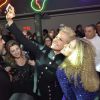 Letícia Spiller tieta Xuxa durante festa durante a festa "Boogie Oogie", próxima novela das seis da TV Globo, no Espaço Franklin, no sábado 2 de agosto de 2014, no centro do Rio de Janeiro