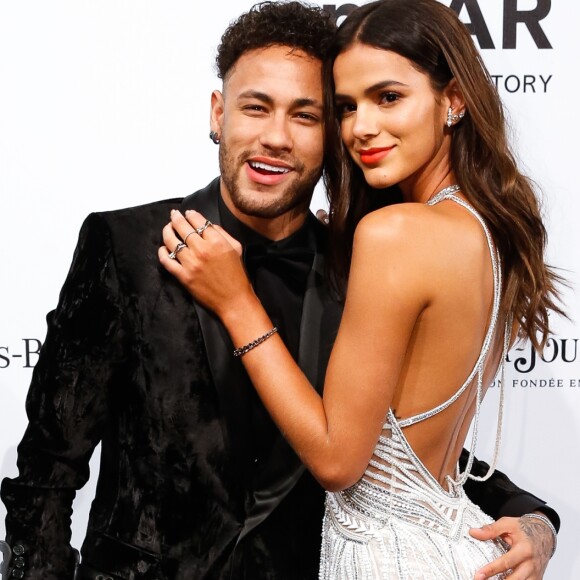 Neymar zoou Bruna Marquezine por abandonar o jogo em seu Stories