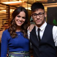 Neymar e Bruna Marquezine teriam rompido namoro após traição, diz colunista
