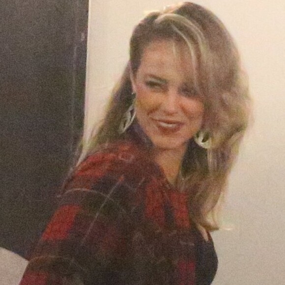 Paolla Oliveira no aniversário de 40 anos de Regiane Alves, nesta quinta-feira, 30 de agosto de 2018