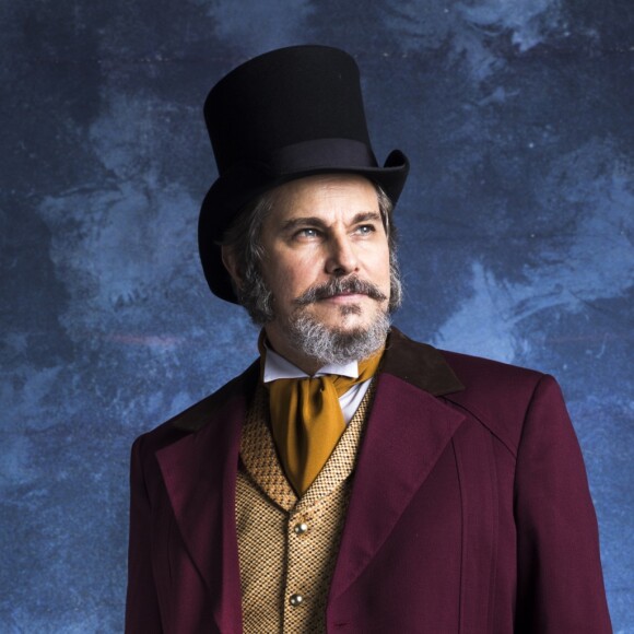 Dom Sabino (Edson Celulari) reprova ao saber que a filha foi empregada por Samuca (Nicolas Prattes) no capítulo de terça-feira, 11 de setembro de 2018 da novela 'O Tempo Não Para'