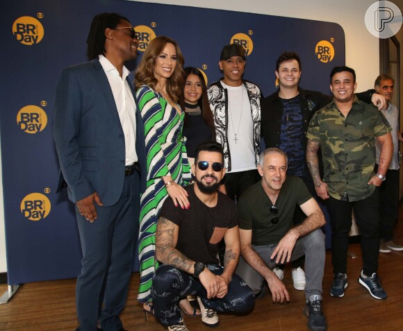 Ana Furtado com os músicos que participaram do Brazilian Day, em Nova York, nos Estados Unidos