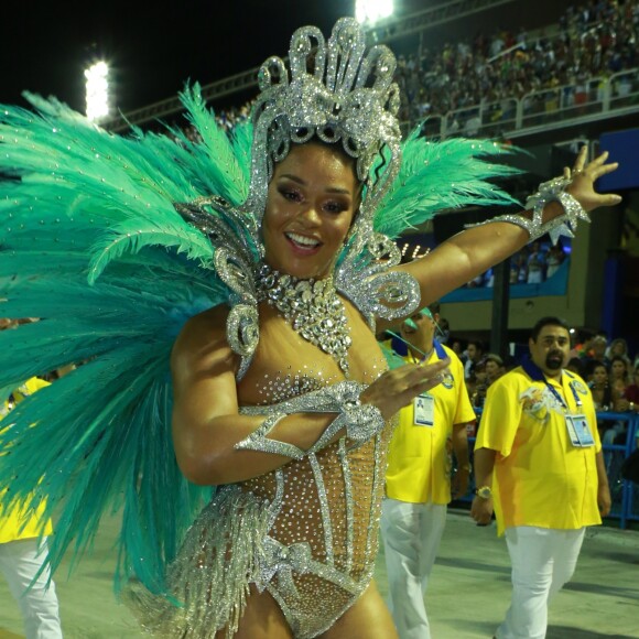 Juliana Alves deixou o posto de rainha de bateria da Unidos da Tijuca após seis anos