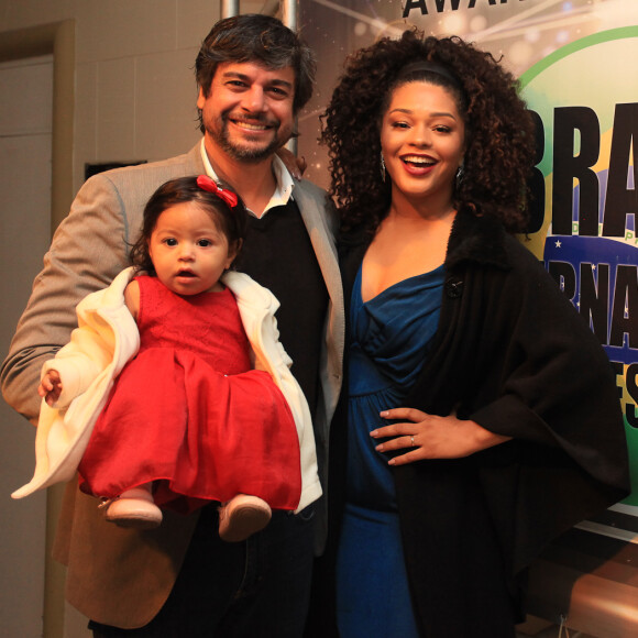 Juliana Alves e Ernani Nunes são pais da pequena Yolanda, de 11 meses