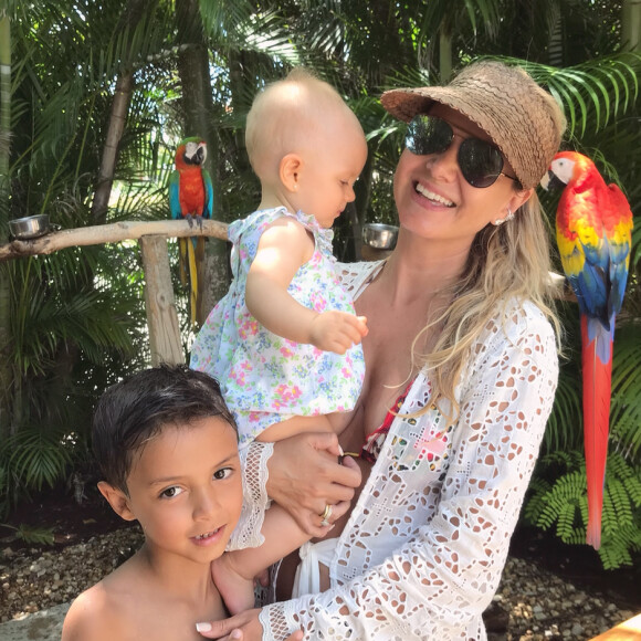 'Mas também te perdoo por você ter me girado tão forte no gira-gira, e eu ter voado e batido a cabeça. Acho que estamos acertadas', brincou Eliana