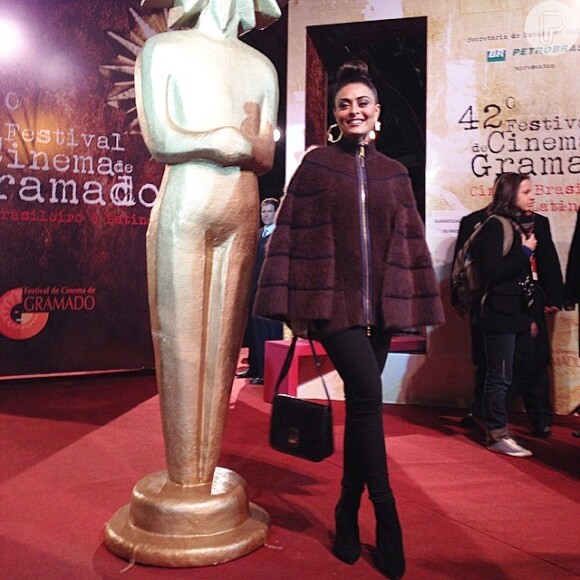 Juliana Paes brilha no 42º Festival de Gramado. A atriz está concorrendo com o filme 'A Despedida', de Marcelo Galvão