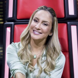 'Gueixinha por Washington Rocha', escreveu Claudia Leitte ao mostrar o novo visual