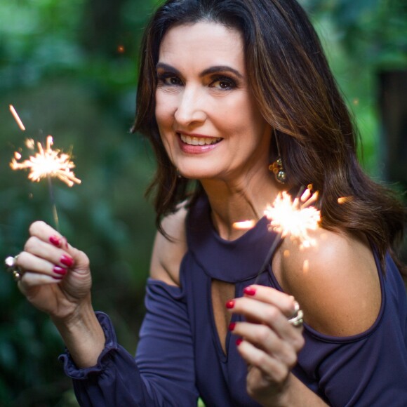 Aos 56 anos, Fátima Bernardes prova ter sucesso na vida pessoal e profissional