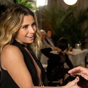 Giovanna Antonelli 'desapegou' de um vestido da vilã de 'A Regra do Jogo'