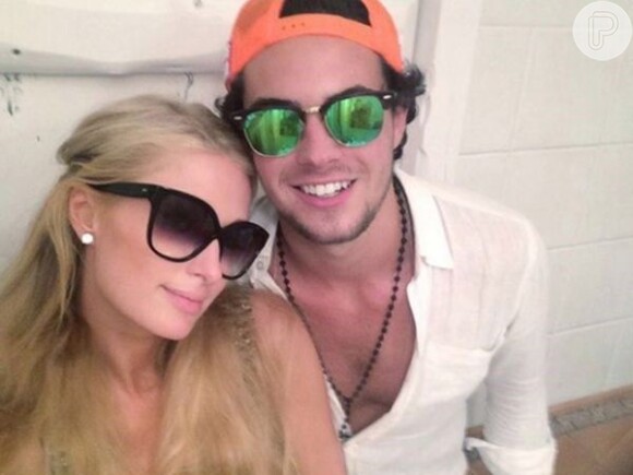Alvarinho Garnero chamou Paris Hilton para passar o Réveillon com ele em Trancoso, na Bahia (12 de agosto de 2014)