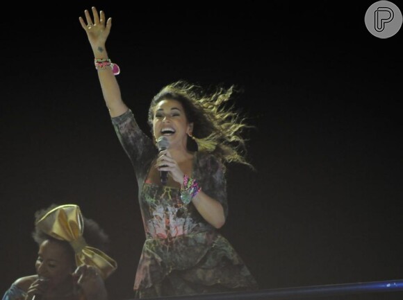 Com o tema 'Sexo', a baiana Daniela Mercury cantou músicas como 'O Meu Amor', de Chico Buarque, e 'Mania de Você', da Rita Lee