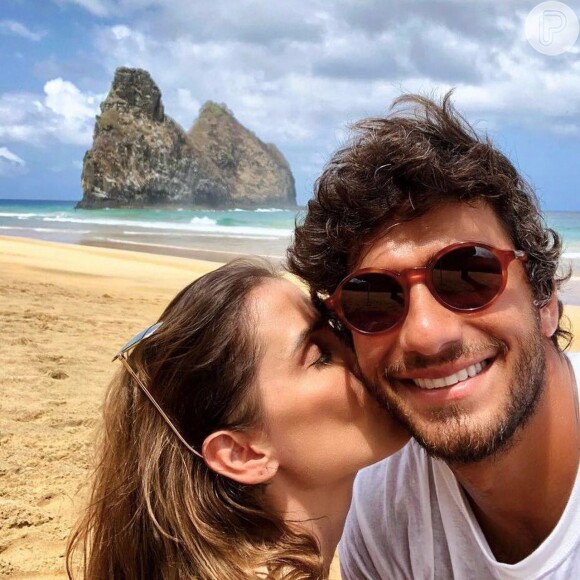 Deborah Secco e Hugo Moura estão casados há quase 3 anos