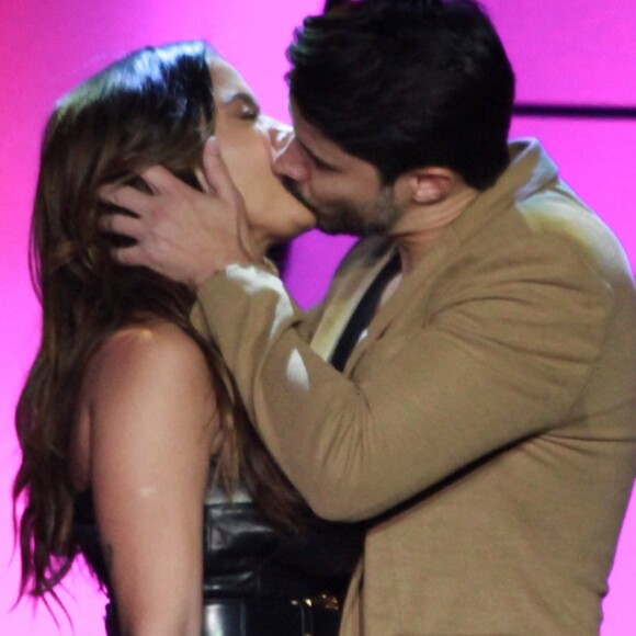 Leandro Martins comentou o beijo em Anitta após o Prêmio Multishow: 'Bom pra caramba'