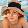 Veja o melhor tipo de protetor solar para peles com acne