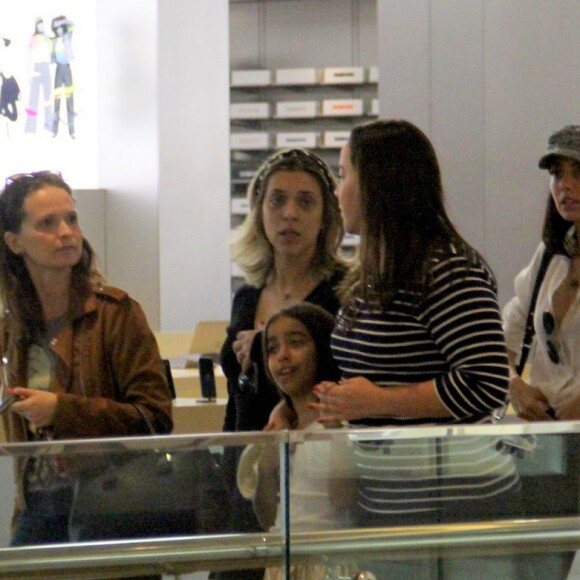 Famosos estiveram no shopping Village Mall, na Barra da Tijuca, zona oeste do Rio de Janeiro, nesta sexta-feira, 28 de setembro de 2018