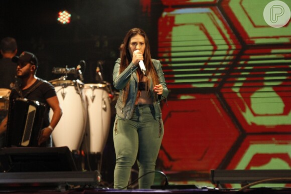 Simone anunciou nova pausa na música durante show no Festival Canta Niterói, na Região Metropolitana do Rio de Janeiro, neste domingo, 30 de setembro de 2018