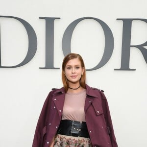 Marina Ruy Barbosa foi a diversos desfiles na semana de moda de Paris, como o da Dior