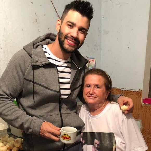 Gusttavo Lima visitou a casa de uma fã em Maringá, neste sábado, 6 de outubro de 2018