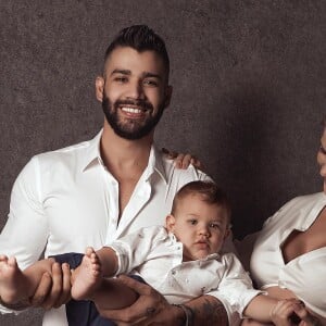 Andressa Suita divide seu tempo entre cuidar de Gabriel, de 1 ano e 3 meses, e Samuel, de 2 meses, e o trabalho como modelo