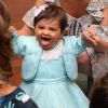 Filha de Carol Castro e Felipe Prazeres, Nina, de 1 ano, faz sucesso na rede social