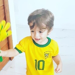 Rocco, de 1 ano, esbajou fofura nas redes sociais dos pais, Rafa Brites e Felipe Andreoli