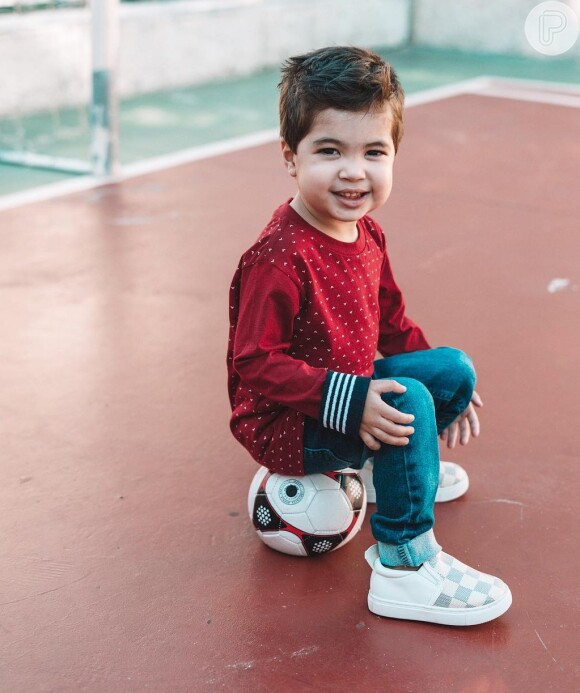 Filho de Fernando Medeiros e Aline Gotschalg, Lucca, de 2 anos, já mostra estilo desde pequeno