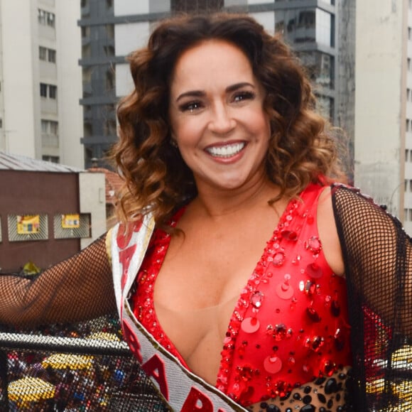 'Nosso amor é sagrado e é razão de imensa alegria para a nossa família, para os amigos, fãs e para todos que celebram a liberdade e a igualdade', continuou Daniela Mercury