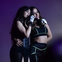 Que dupla! Anitta canta com Camila Cabello em show e ganha elogio: 'Gostosa'