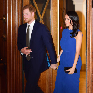 A barriga de grávida de Meghan Markle ficou marcada quando a Duquesa usou o vestido azul justo, no início de setembro de 2018