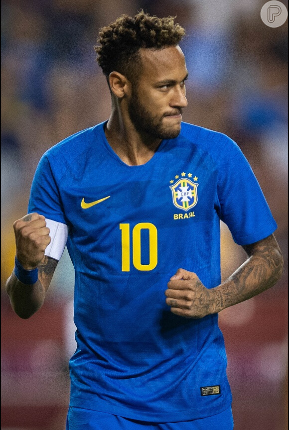 Neymar foi fotografado sem aliança em jogo da Seleção em setembro de 2018
