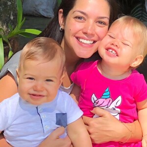 Thais Fersoza recentemente disse que prioriza brincadeiras ao ar livre com os filhos