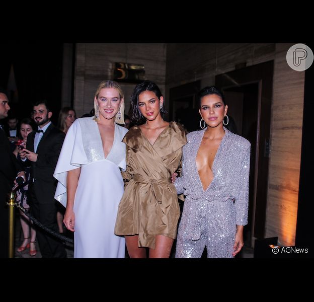 Comemoração dos 30 anos da Le Lis Blanc em São Paulo aconteceu no dia 18 de outubro de 2018. Fiorella Mattheis, Bruna Marquezine e Mariana Rios marcaram presença no evento