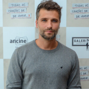 'Cabe a cada um saber fazer bom uso da rede social ou não. Eu escolho usar a favor do amor', disse Bruno Gagliasso sobre a polêmica