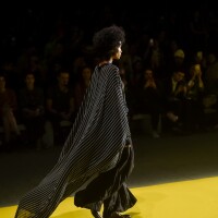 8 vestidos pretos saídos diretamente das passarelas do São Paulo Fashion Week