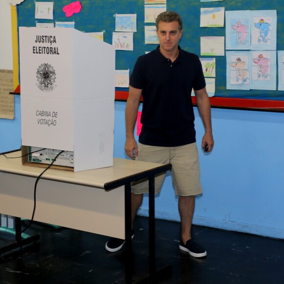 'Nunca foi um projeto pessoal meu', falou Luciano Huck sobre candidatura à Presidência