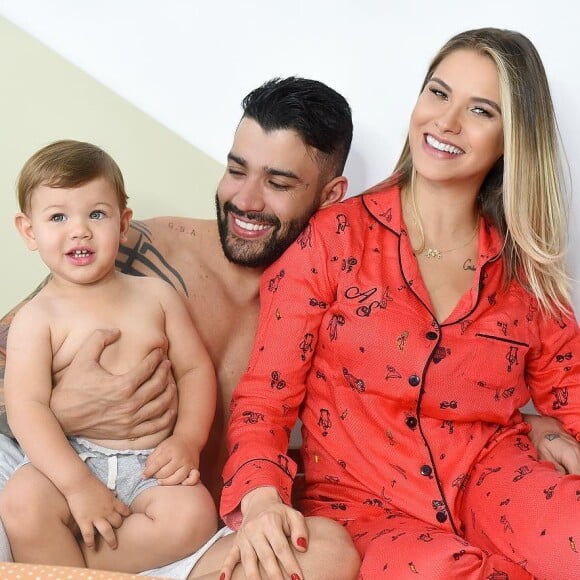 'Ele teve um pouquinho de febre esses dias mas já está bem', afirmou Andressa Suita sobre Gabriel, seu filho mais velho com Gusttavo Lima